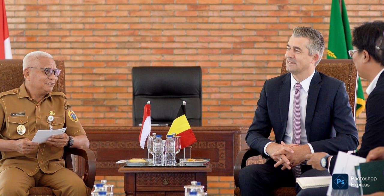 IMG-20260824-WA0055 Wakil Gubernur Sumatera Utara Surya menerima kunjungan Duta Besar Kerajaan Belgia untuk Indonesia Mr. David Jordens. (Kominfo Sumut Dok)